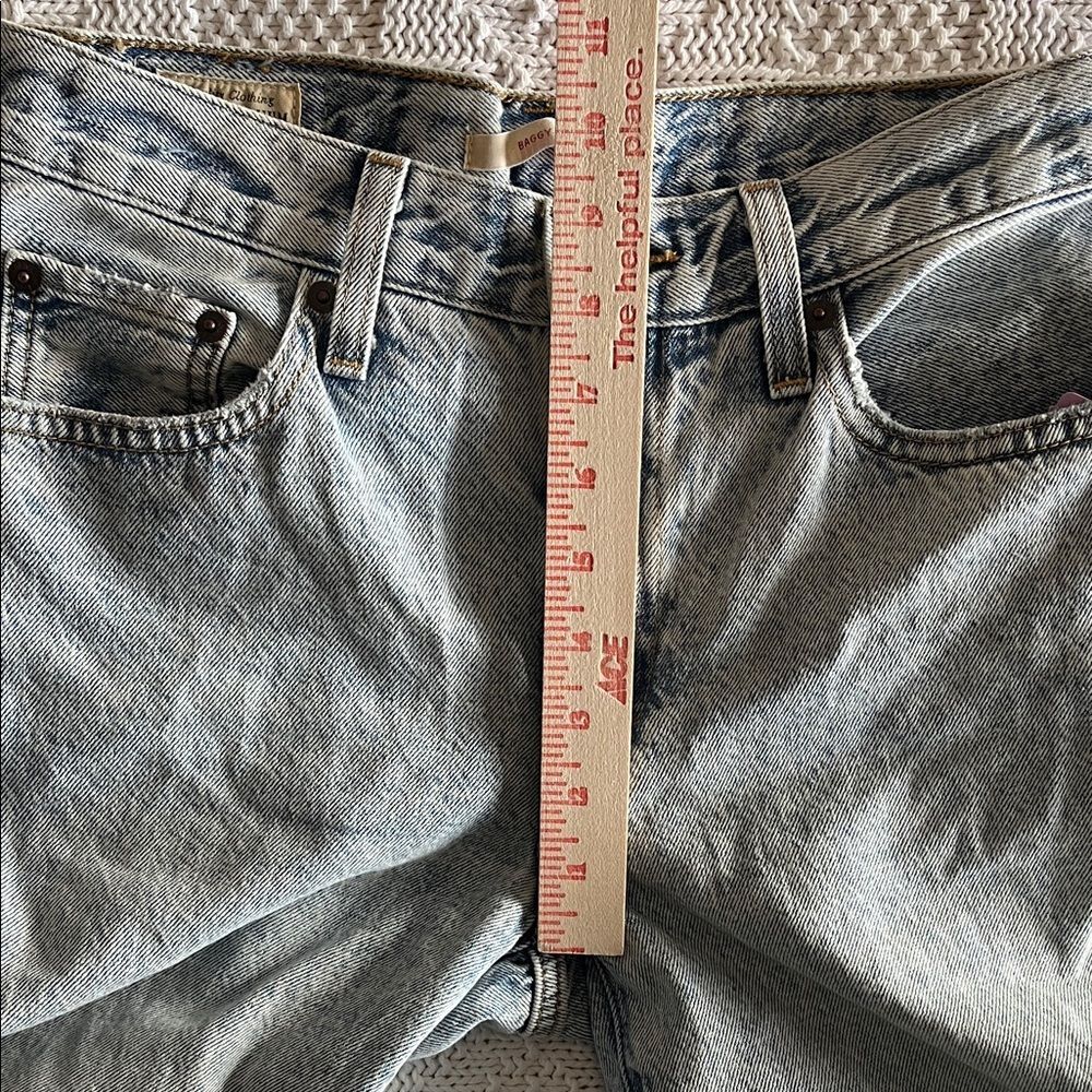 Levi's Premium Baggy Dad Women's Jeans in Fan Flare - Light Wash Sz 24 - Picture 6 of 15